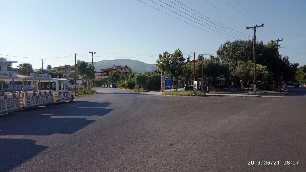 Villa Georgia Beach Neos Marmaras Buitenkant foto